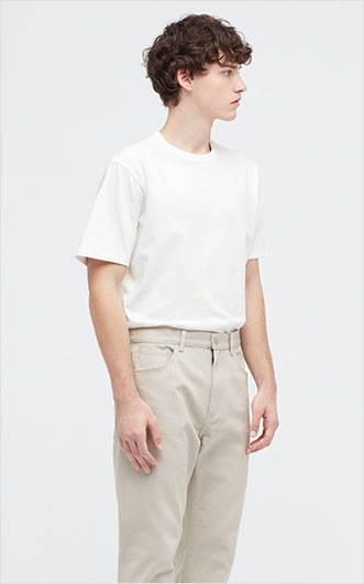 UクルーネックT 正面